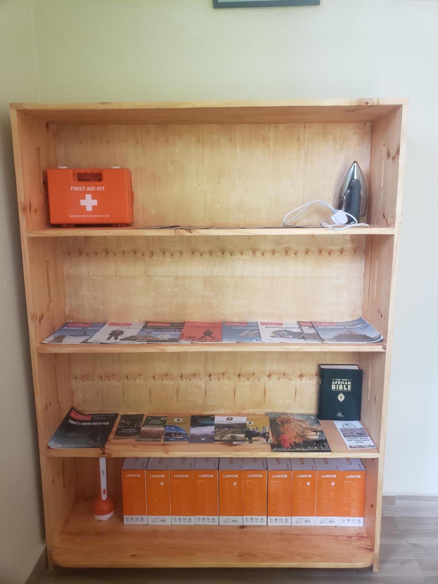 L&J Modern Backpackers Bnb Dar es Salaam Exteriör bild