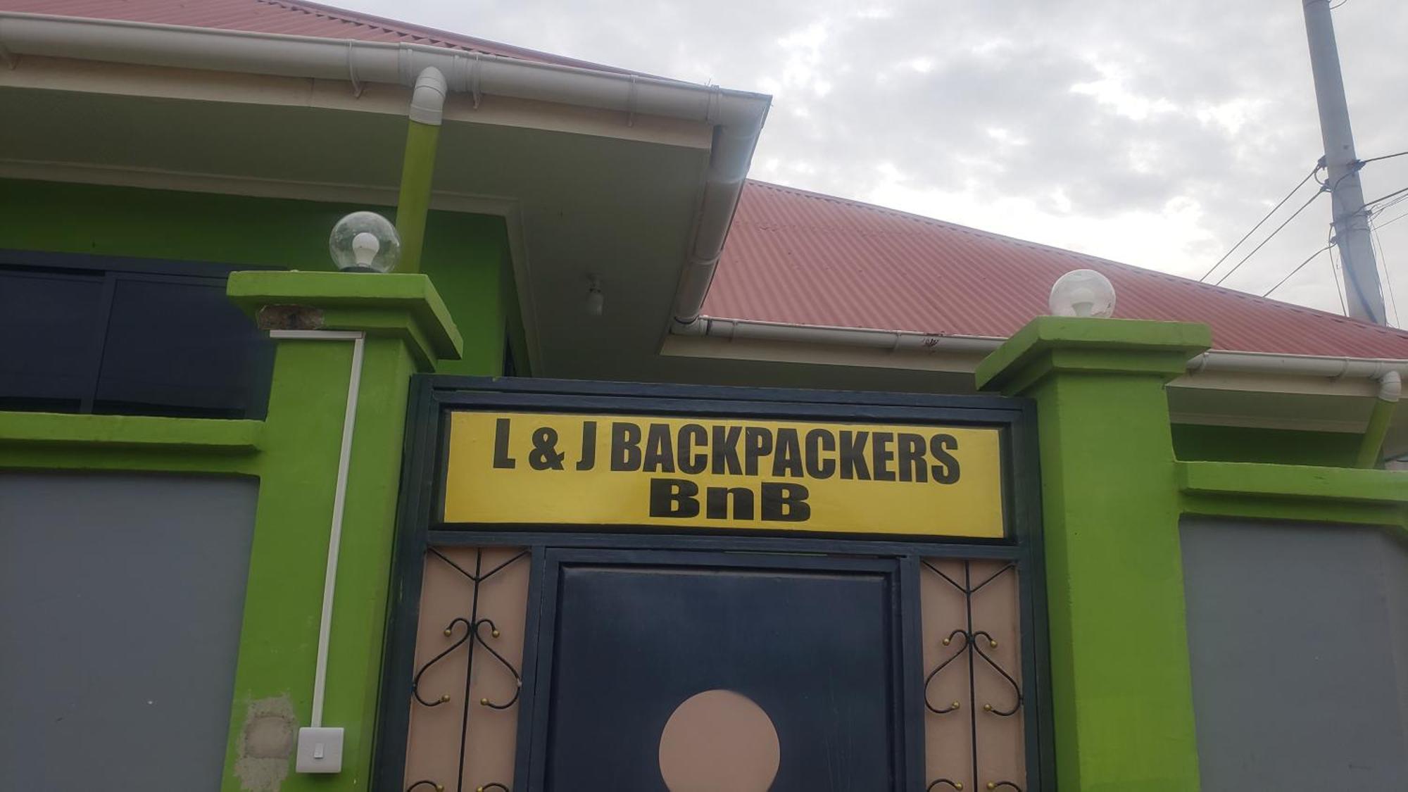 L&J Modern Backpackers Bnb Dar es Salaam Exteriör bild