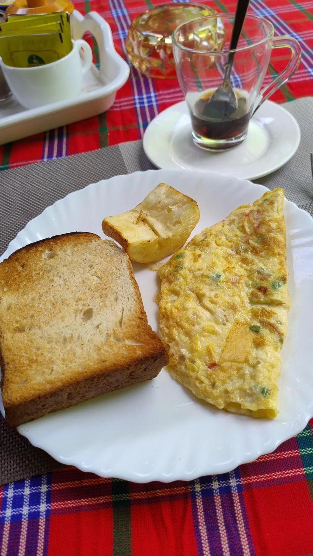 L&J Modern Backpackers Bnb Dar es Salaam Exteriör bild