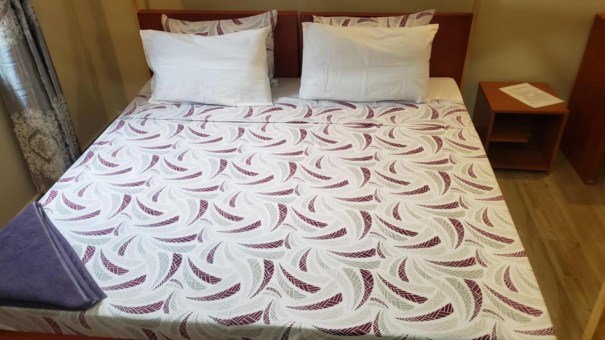 L&J Modern Backpackers Bnb Dar es Salaam Exteriör bild