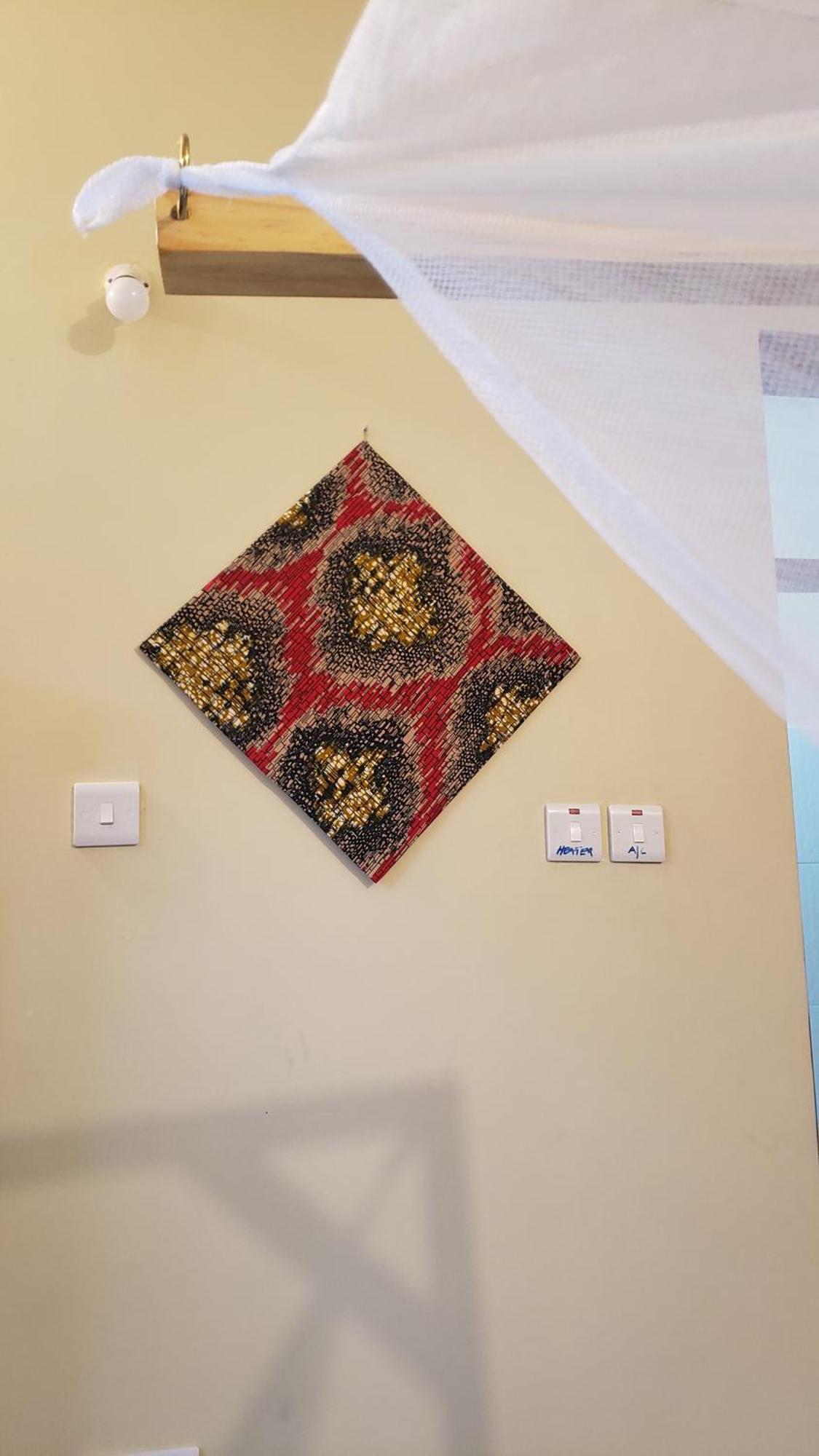 L&J Modern Backpackers Bnb Dar es Salaam Exteriör bild