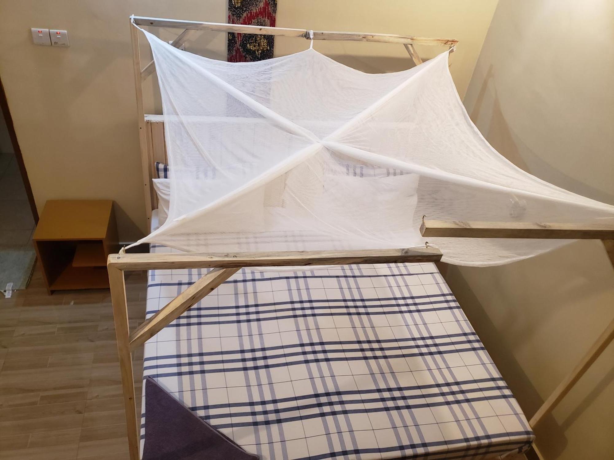L&J Modern Backpackers Bnb Dar es Salaam Exteriör bild